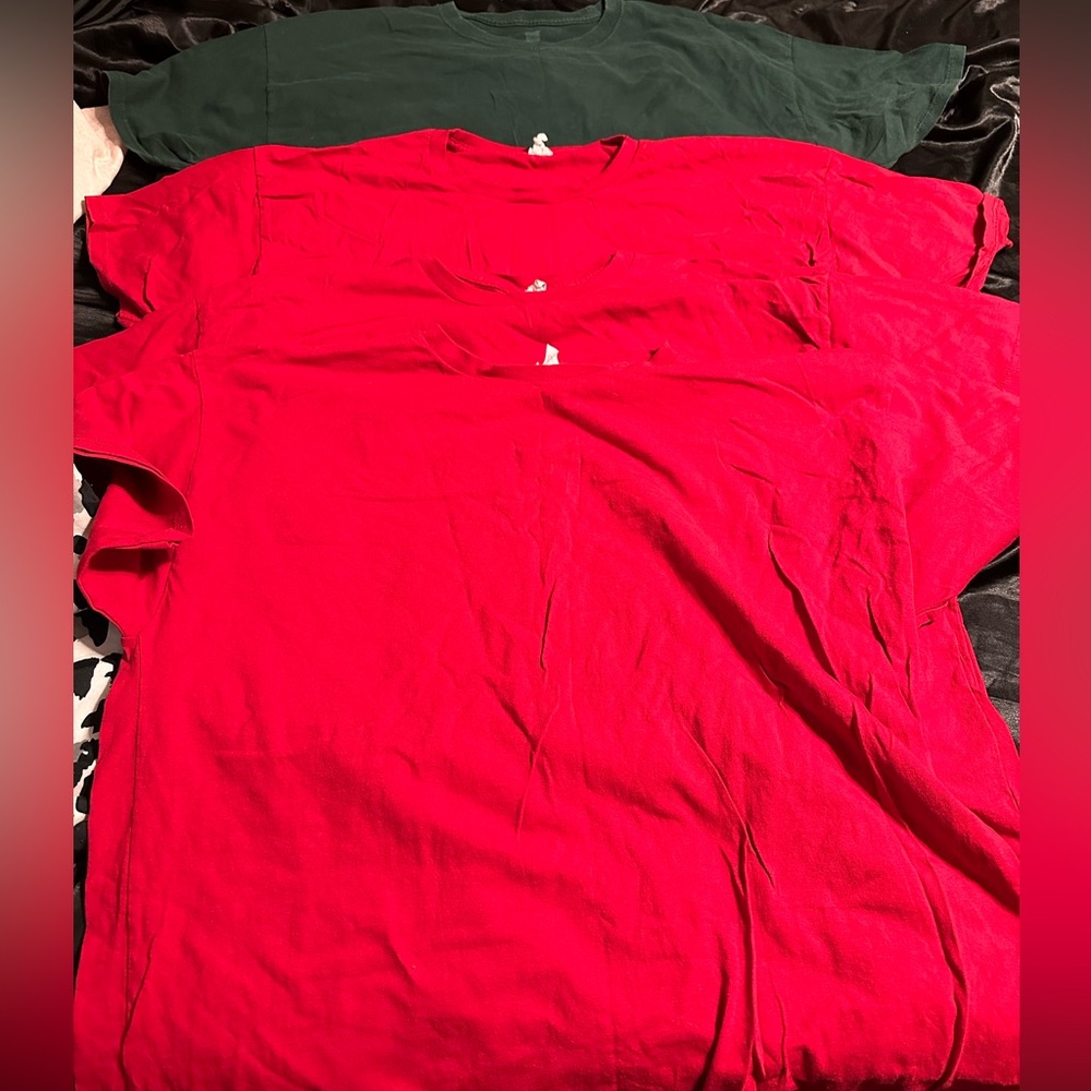 Hanes tshirts